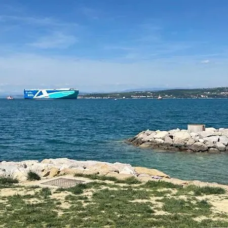 Appartamento At Alex With Seaview